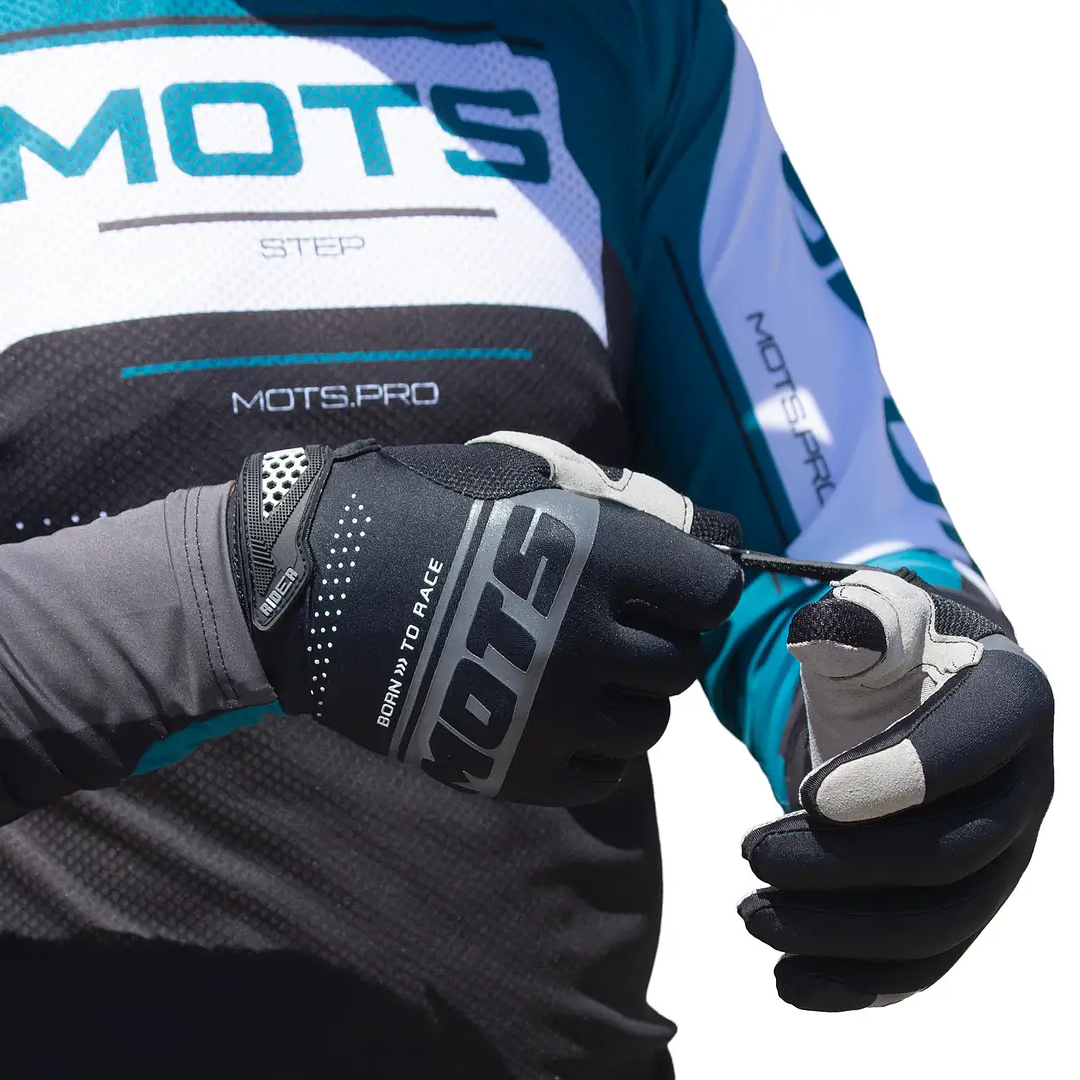 Mots Step 8 Rider Gloves Black